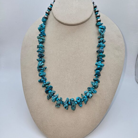 Natural Kingman Web Turquoise Nugget Necklace - Picture 3 of 5